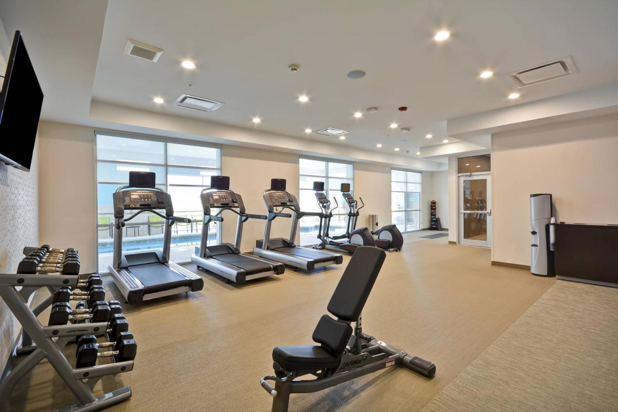 Springhill Suites By Marriott Cincinnati Блу Аш Екстериор снимка
