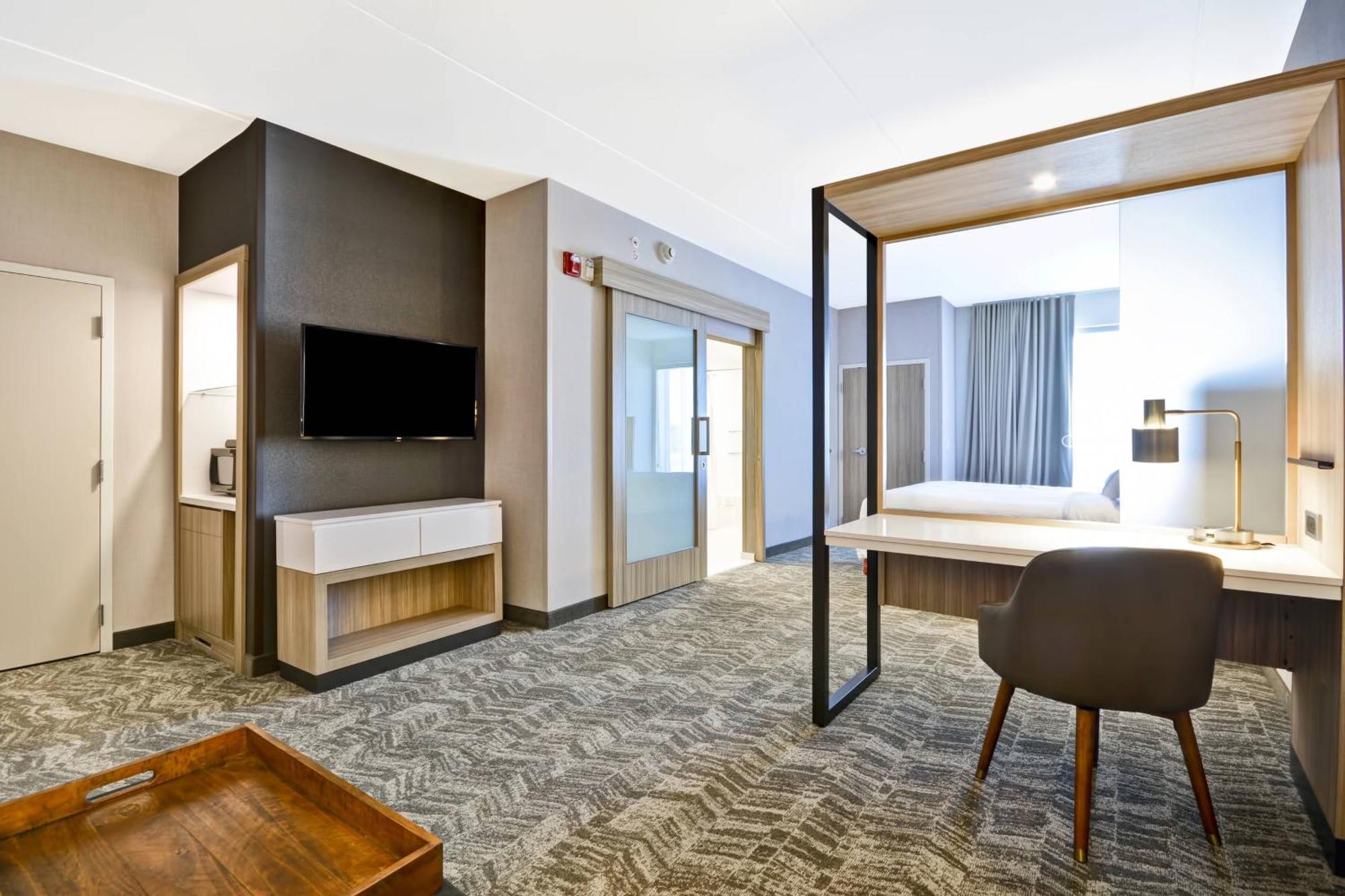Springhill Suites By Marriott Cincinnati Блу Аш Екстериор снимка
