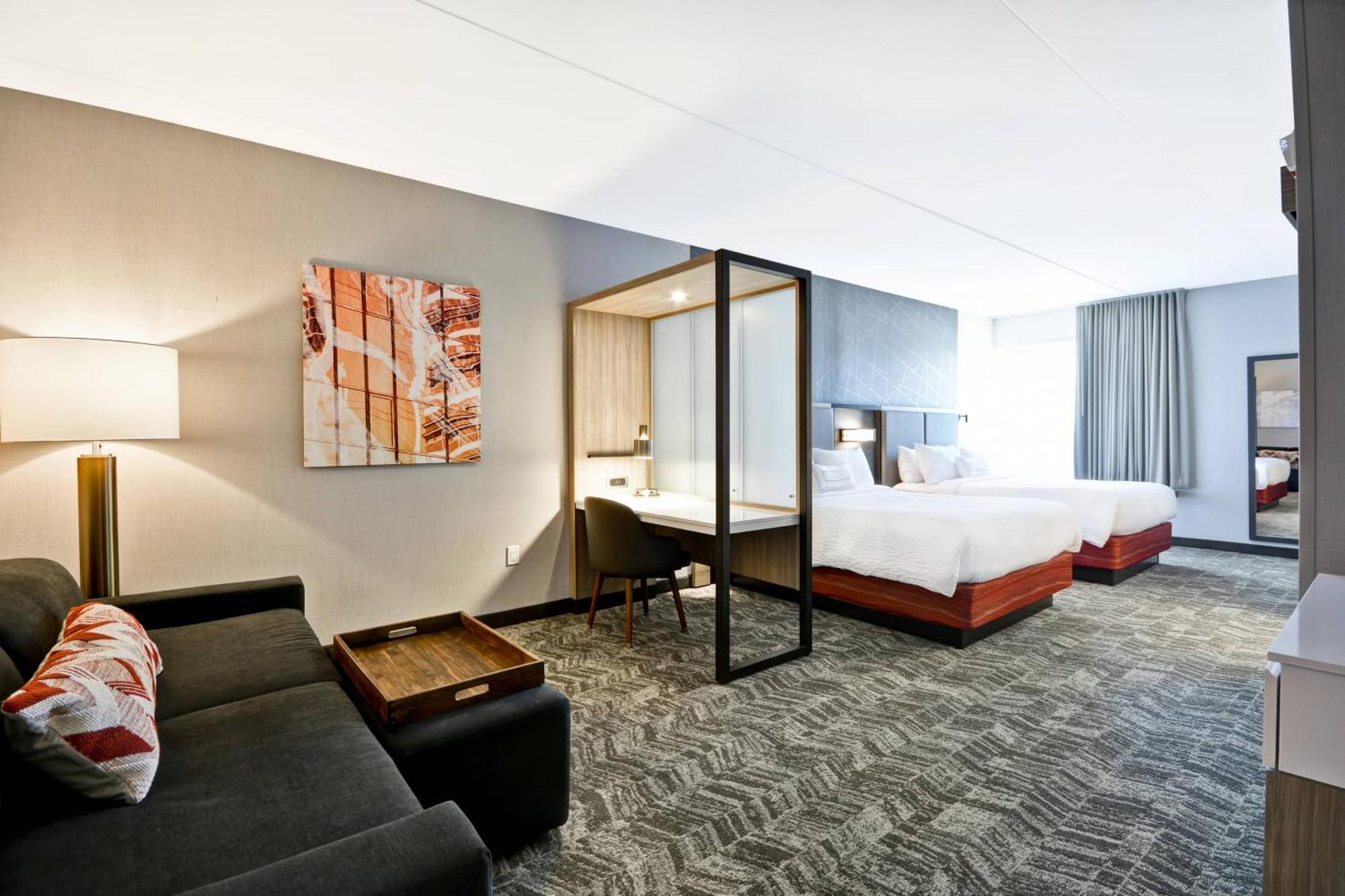 Springhill Suites By Marriott Cincinnati Блу Аш Екстериор снимка