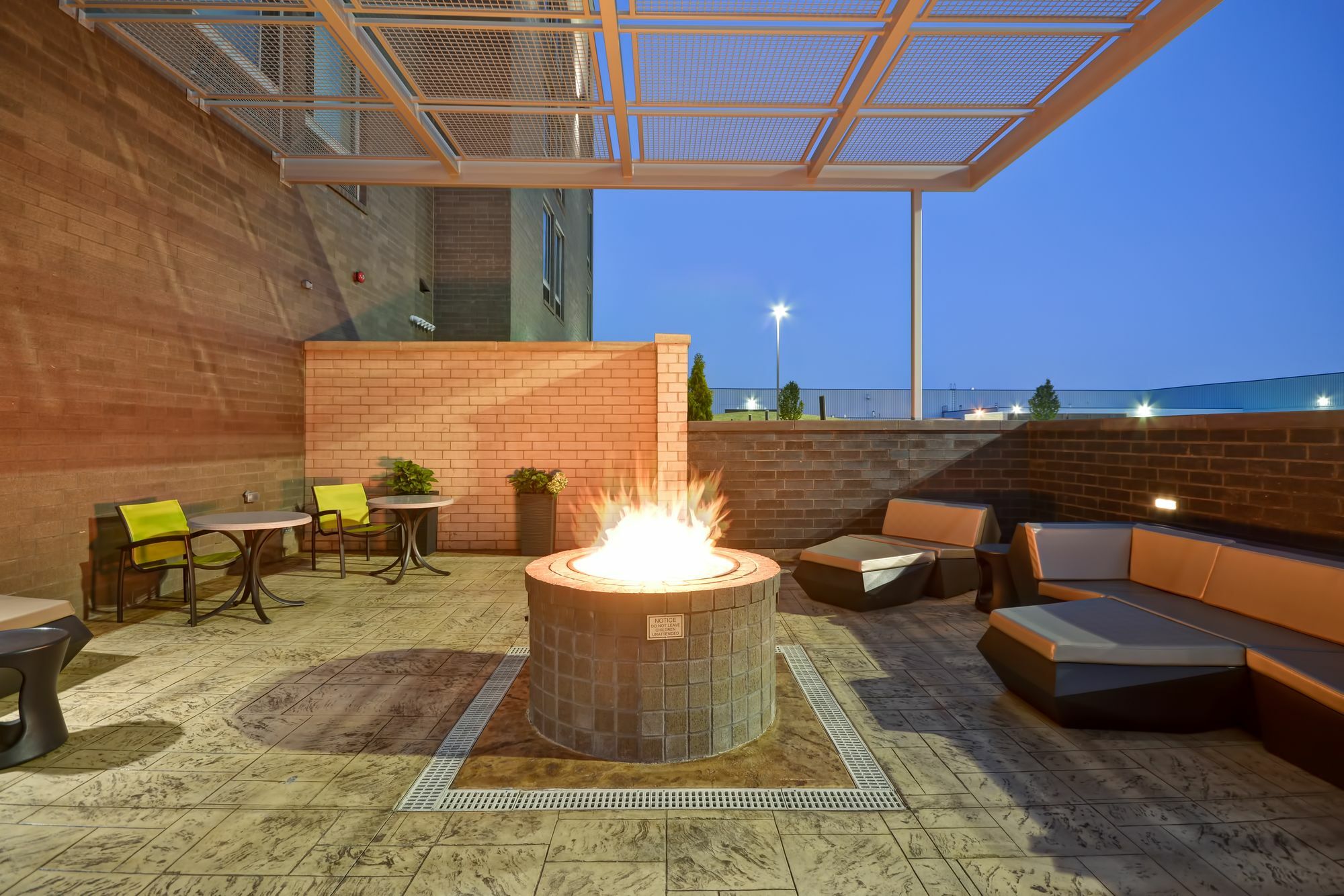 Springhill Suites By Marriott Cincinnati Блу Аш Екстериор снимка